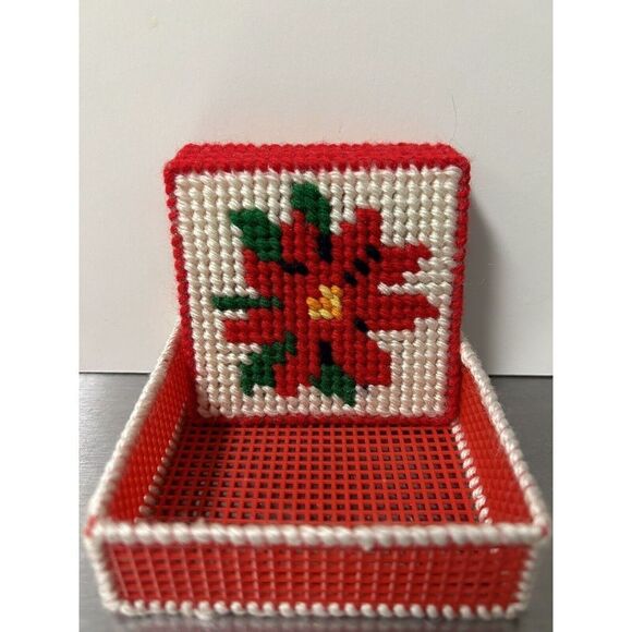 Handmade Plastic Canvas Coaster Set Of 4 Poinsettia Coasters - Picture 5 of 5